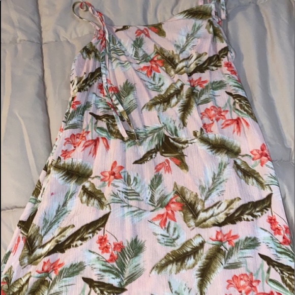 Short dress - Picture 1 of 1